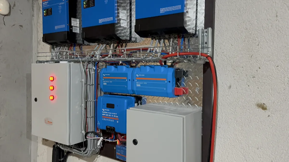 Instalație Victron cu monitorizare de baterie — execuție EcoSolaris